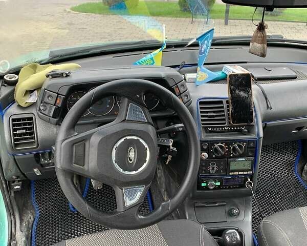 ВАЗ 2110 2003 у Каменце-Подольском на Automoto.ua Зелений ВАЗ 2110, об'ємом двигуна 1.5 л та пробігом 201 тис. км за 2200 $, фото 9 на Automoto.ua