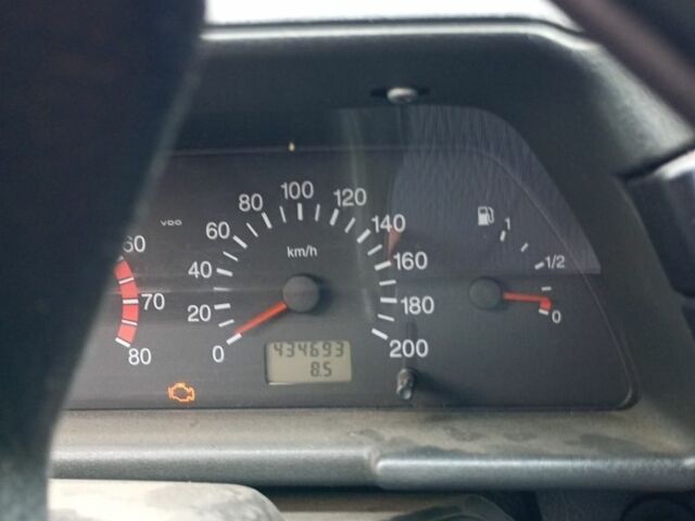 Зеленый ВАЗ 2110, объемом двигателя 1.5 л и пробегом 434 тыс. км за 520 $, фото 7 на Automoto.ua