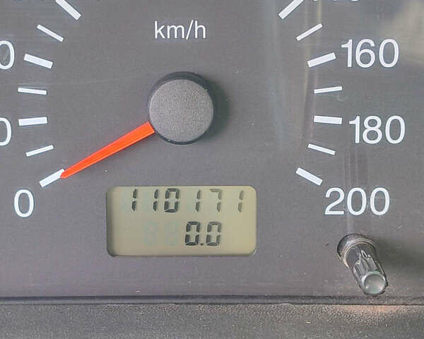 Зеленый ВАЗ 2110, объемом двигателя 1.6 л и пробегом 110 тыс. км за 2000 $, фото 5 на Automoto.ua