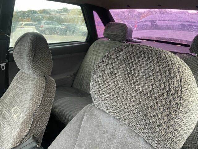 Зеленый ВАЗ 2110, объемом двигателя 1.5 л и пробегом 550 тыс. км за 1200 $, фото 6 на Automoto.ua