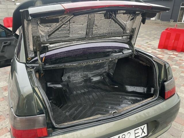 Зеленый ВАЗ 2110, объемом двигателя 1.5 л и пробегом 550 тыс. км за 1200 $, фото 7 на Automoto.ua