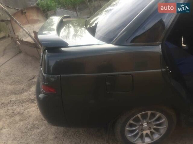 Зеленый ВАЗ 2110, объемом двигателя 1.5 л и пробегом 270 тыс. км за 1600 $, фото 6 на Automoto.ua