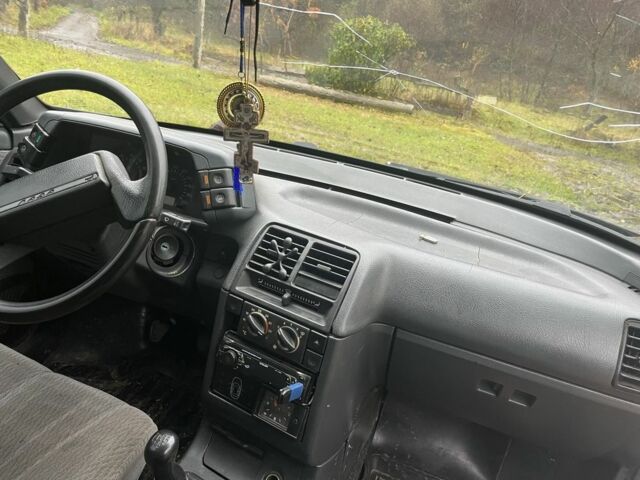 Зеленый ВАЗ 2110, объемом двигателя 1.5 л и пробегом 300 тыс. км за 700 $, фото 1 на Automoto.ua