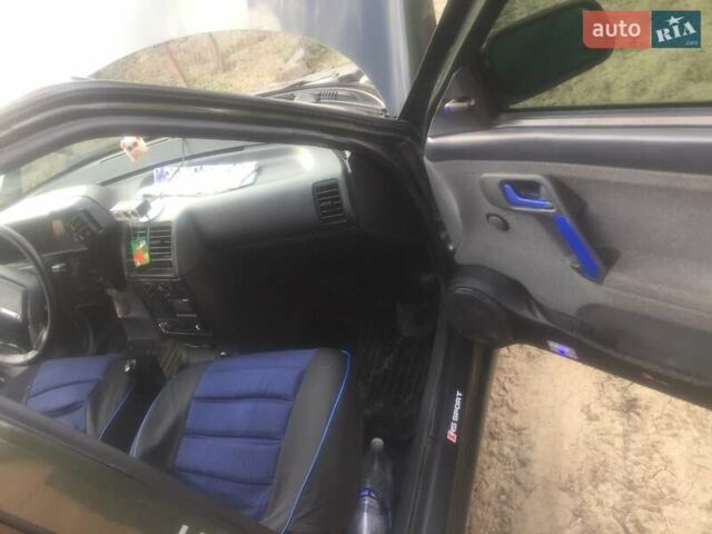 Зеленый ВАЗ 2110, объемом двигателя 1.5 л и пробегом 270 тыс. км за 1600 $, фото 2 на Automoto.ua