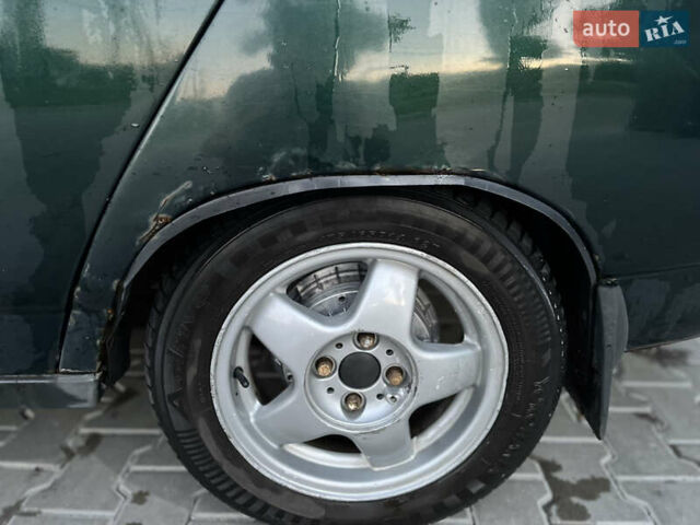 Зеленый ВАЗ 2110, объемом двигателя 1.5 л и пробегом 305 тыс. км за 1450 $, фото 2 на Automoto.ua
