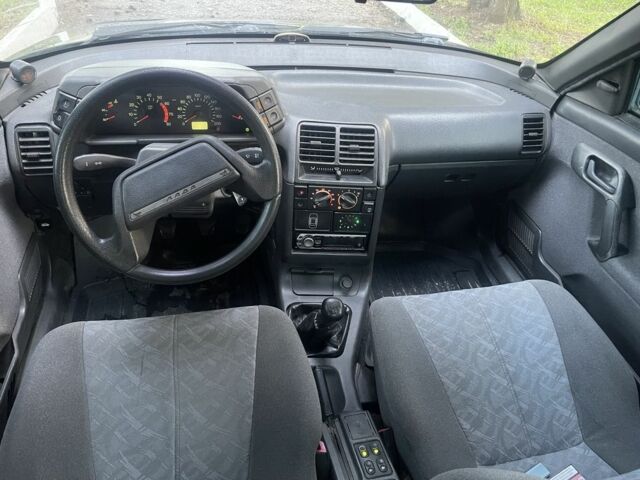 Зелений ВАЗ 2110, об'ємом двигуна 0 л та пробігом 248 тис. км за 2100 $, фото 7 на Automoto.ua