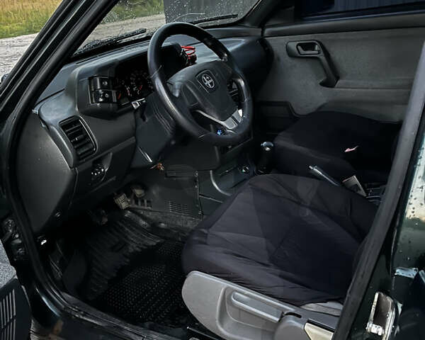 Зеленый ВАЗ 2110, объемом двигателя 1.5 л и пробегом 105 тыс. км за 1800 $, фото 10 на Automoto.ua