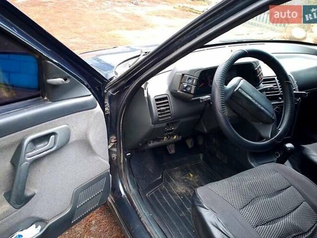 Зеленый ВАЗ 2110, объемом двигателя 1.6 л и пробегом 208 тыс. км за 1650 $, фото 5 на Automoto.ua