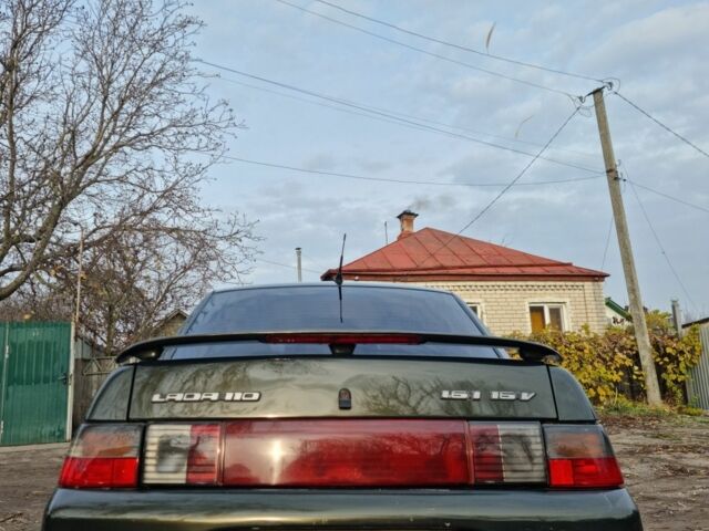 Зеленый ВАЗ 2110, объемом двигателя 1.6 л и пробегом 1 тыс. км за 2000 $, фото 3 на Automoto.ua