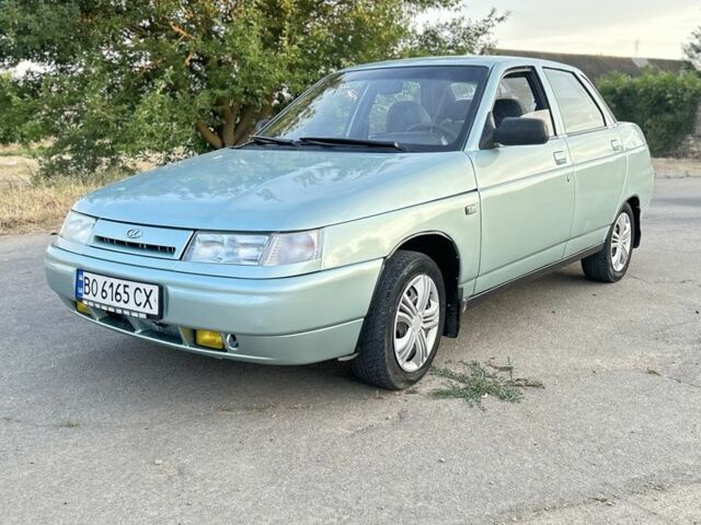 Зеленый ВАЗ 2110, объемом двигателя 1.6 л и пробегом 200 тыс. км за 2200 $, фото 1 на Automoto.ua