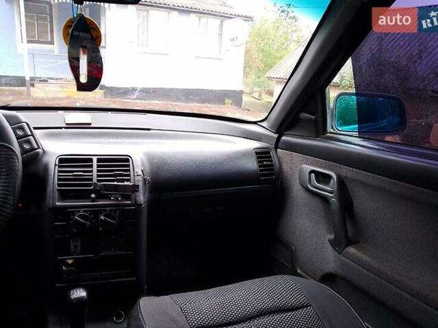 Зеленый ВАЗ 2110, объемом двигателя 1.6 л и пробегом 208 тыс. км за 1650 $, фото 7 на Automoto.ua