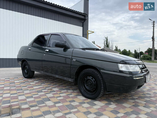 Зеленый ВАЗ 2110, объемом двигателя 1.6 л и пробегом 234 тыс. км за 2700 $, фото 2 на Automoto.ua