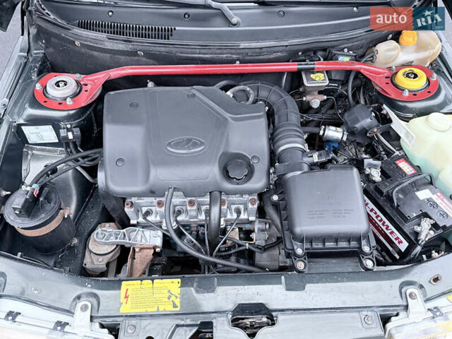 Зеленый ВАЗ 2110, объемом двигателя 1.6 л и пробегом 180 тыс. км за 2600 $, фото 8 на Automoto.ua