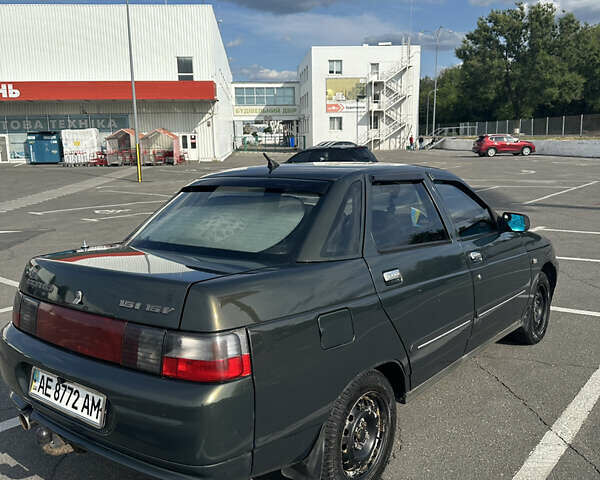 Зеленый ВАЗ 2110, объемом двигателя 1.6 л и пробегом 280 тыс. км за 2600 $, фото 1 на Automoto.ua