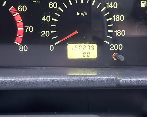 Зеленый ВАЗ 2110, объемом двигателя 1.6 л и пробегом 180 тыс. км за 2600 $, фото 7 на Automoto.ua