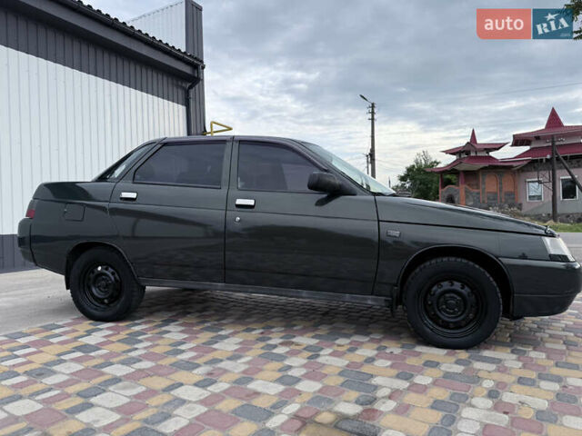 Зеленый ВАЗ 2110, объемом двигателя 1.6 л и пробегом 234 тыс. км за 2700 $, фото 3 на Automoto.ua