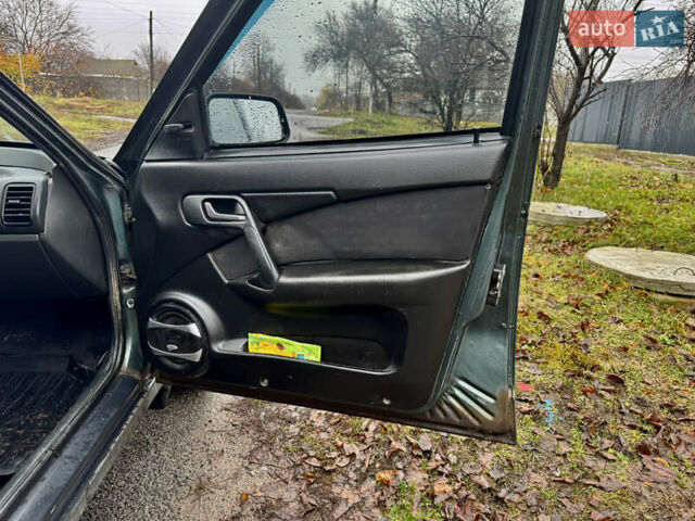 Зелений ВАЗ 2110, об'ємом двигуна 1.6 л та пробігом 200 тис. км за 1999 $, фото 9 на Automoto.ua