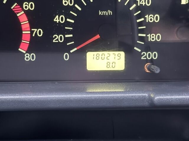 Зелений ВАЗ 2110, об'ємом двигуна 1.6 л та пробігом 180 тис. км за 2600 $, фото 6 на Automoto.ua