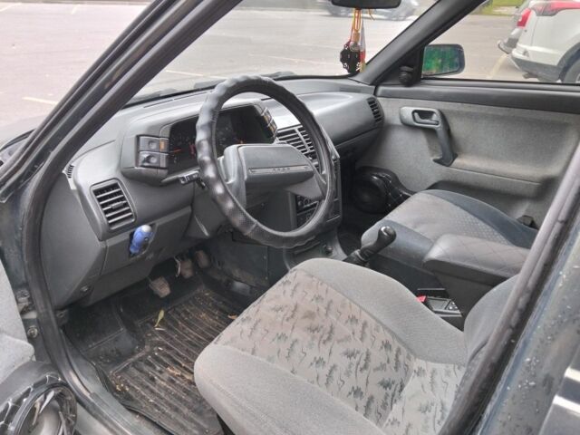 Зелений ВАЗ 2110, об'ємом двигуна 1.6 л та пробігом 200 тис. км за 1750 $, фото 7 на Automoto.ua