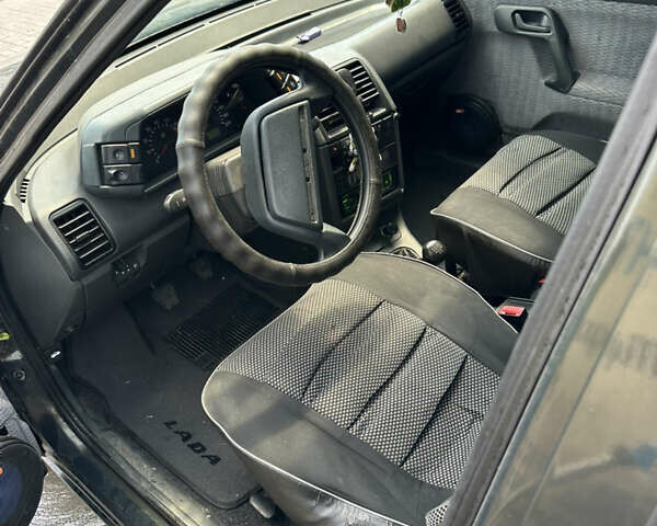 Зеленый ВАЗ 2110, объемом двигателя 1.6 л и пробегом 210 тыс. км за 2000 $, фото 8 на Automoto.ua