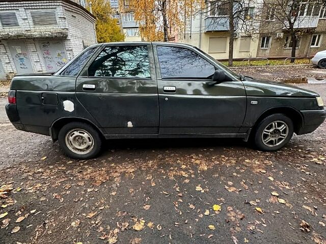Зеленый ВАЗ 2110, объемом двигателя 1.6 л и пробегом 365 тыс. км за 1200 $, фото 4 на Automoto.ua