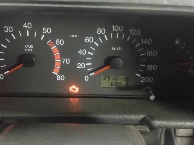 Зеленый ВАЗ 2110, объемом двигателя 1.6 л и пробегом 3 тыс. км за 1600 $, фото 8 на Automoto.ua