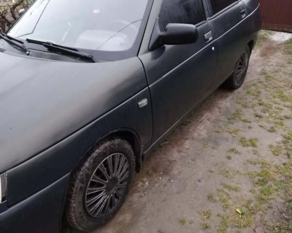 Зеленый ВАЗ 2110, объемом двигателя 1.6 л и пробегом 304 тыс. км за 1400 $, фото 1 на Automoto.ua