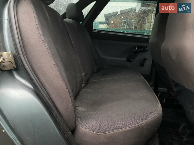 Зеленый ВАЗ 2110, объемом двигателя 1.6 л и пробегом 196 тыс. км за 1750 $, фото 8 на Automoto.ua