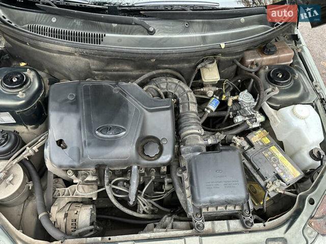 Зеленый ВАЗ 2110, объемом двигателя 1.6 л и пробегом 365 тыс. км за 1500 $, фото 10 на Automoto.ua