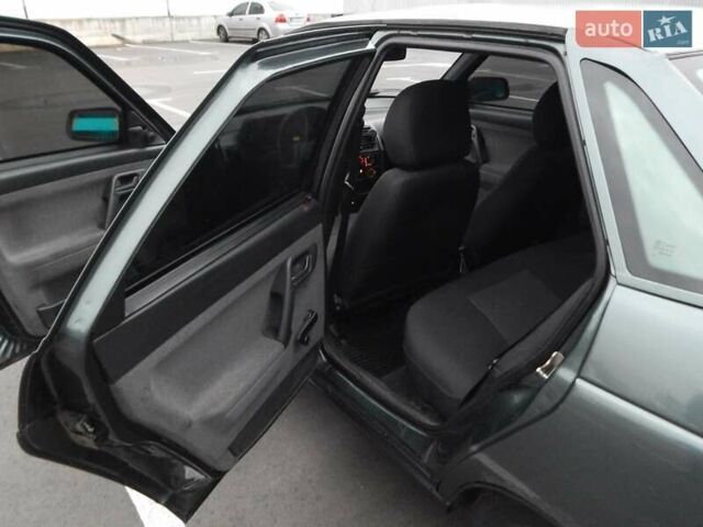 Зеленый ВАЗ 2110, объемом двигателя 1.6 л и пробегом 190 тыс. км за 1800 $, фото 14 на Automoto.ua