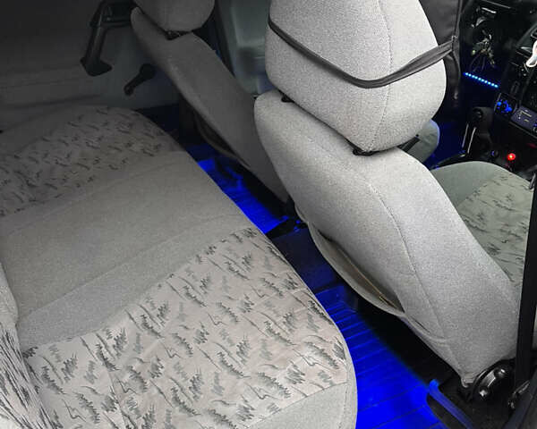 Зеленый ВАЗ 2110, объемом двигателя 1.6 л и пробегом 280 тыс. км за 2200 $, фото 15 на Automoto.ua