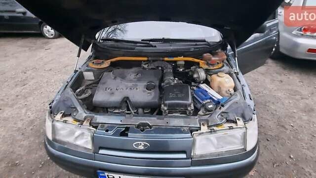 Зеленый ВАЗ 2110, объемом двигателя 1.6 л и пробегом 233 тыс. км за 2900 $, фото 9 на Automoto.ua