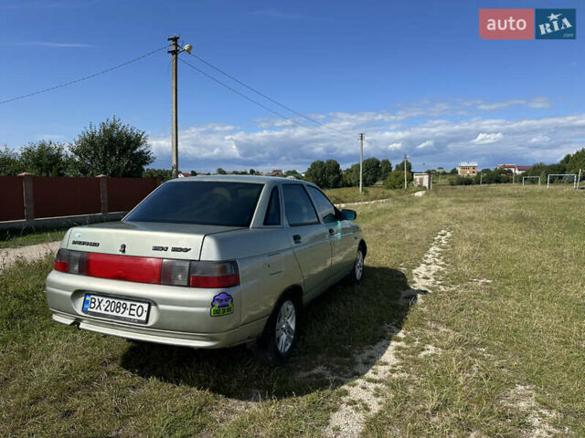 Зеленый ВАЗ 2110, объемом двигателя 1.6 л и пробегом 251 тыс. км за 1800 $, фото 3 на Automoto.ua