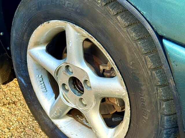 Зеленый ВАЗ 2110, объемом двигателя 1.6 л и пробегом 155 тыс. км за 1850 $, фото 5 на Automoto.ua