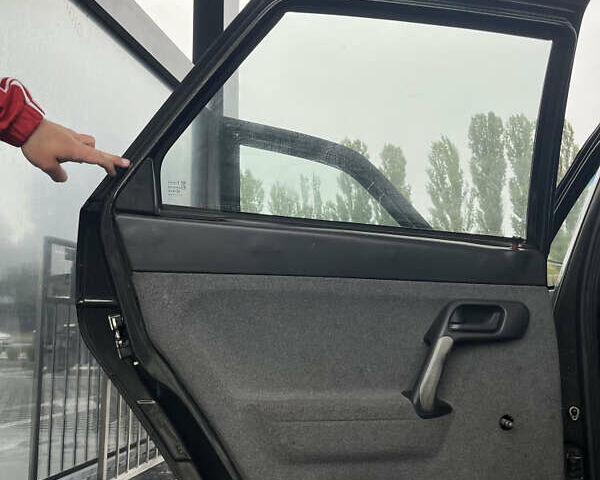 Зелений ВАЗ 2110, об'ємом двигуна 1.6 л та пробігом 121 тис. км за 2199 $, фото 16 на Automoto.ua