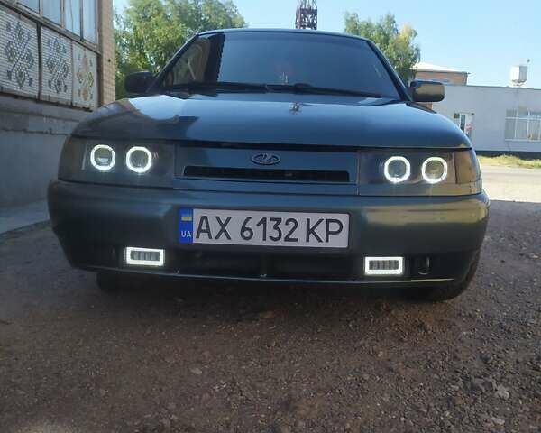 Зеленый ВАЗ 2110, объемом двигателя 1.6 л и пробегом 384 тыс. км за 3500 $, фото 3 на Automoto.ua