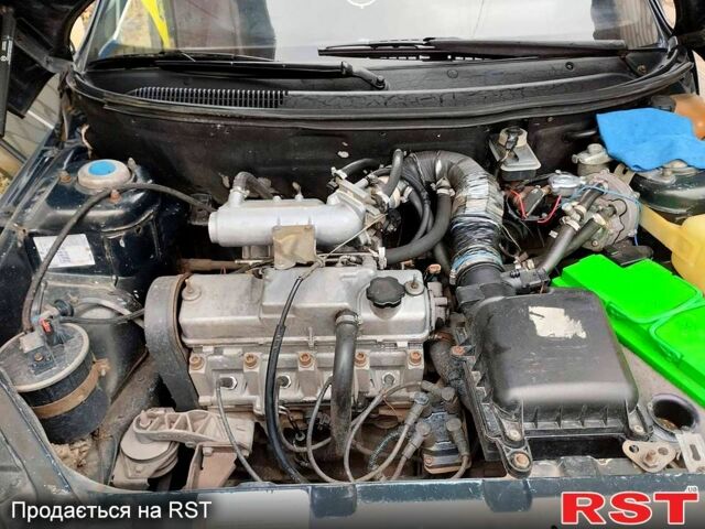 Зелений ВАЗ 2110, об'ємом двигуна 1.6 л та пробігом 250 тис. км за 2400 $, фото 6 на Automoto.ua