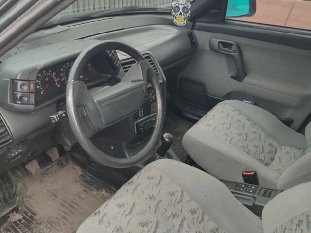 Зеленый ВАЗ 2110, объемом двигателя 1.6 л и пробегом 190 тыс. км за 2400 $, фото 3 на Automoto.ua