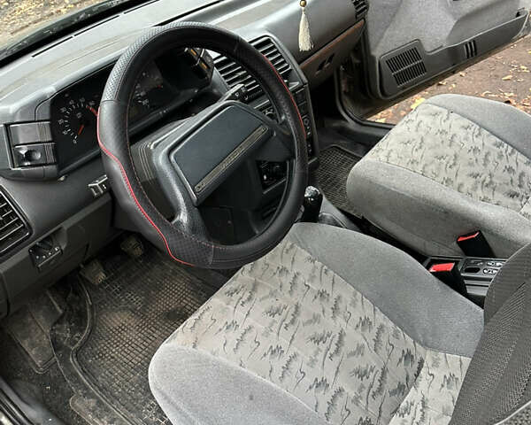 Зеленый ВАЗ 2110, объемом двигателя 1.6 л и пробегом 365 тыс. км за 1500 $, фото 7 на Automoto.ua