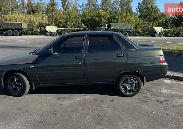 Зеленый ВАЗ 2110, объемом двигателя 1.6 л и пробегом 385 тыс. км за 1700 $, фото 7 на Automoto.ua