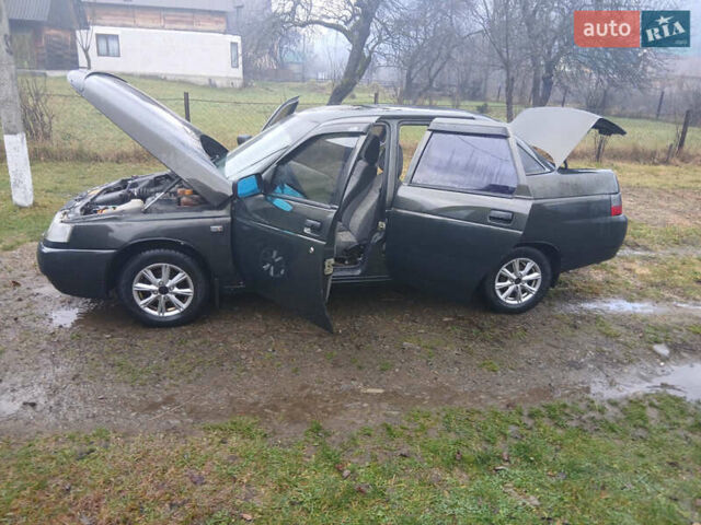 Зелений ВАЗ 2110, об'ємом двигуна 1.6 л та пробігом 126 тис. км за 1850 $, фото 4 на Automoto.ua