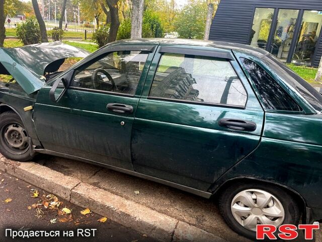 Зеленый ВАЗ 2110, объемом двигателя 1.6 л и пробегом 230 тыс. км за 500 $, фото 4 на Automoto.ua