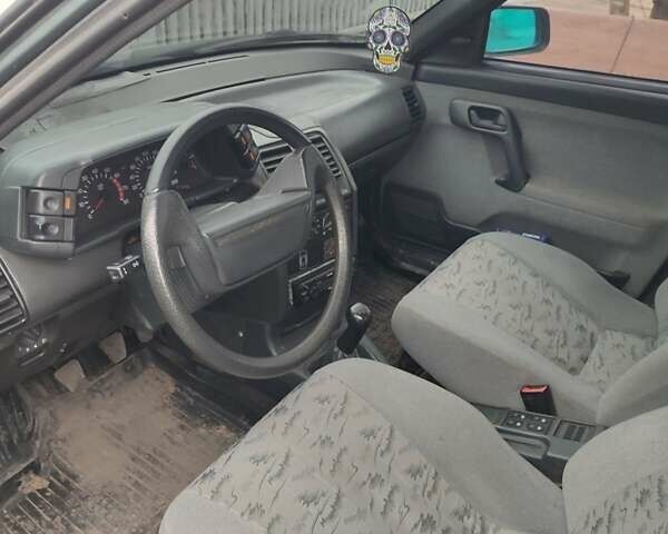 Зеленый ВАЗ 2110, объемом двигателя 1.6 л и пробегом 190 тыс. км за 2400 $, фото 2 на Automoto.ua