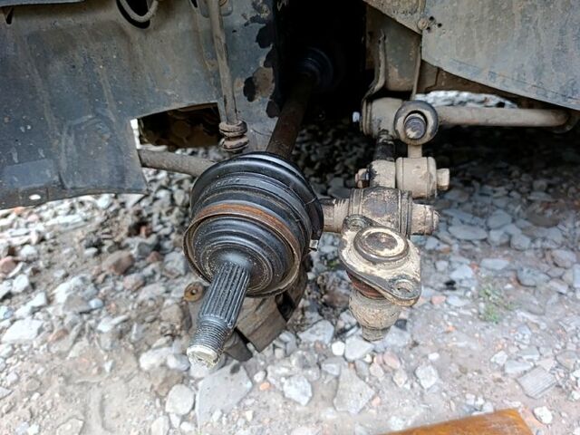 Зеленый ВАЗ 2110, объемом двигателя 1.6 л и пробегом 0 тыс. км за 1600 $, фото 9 на Automoto.ua