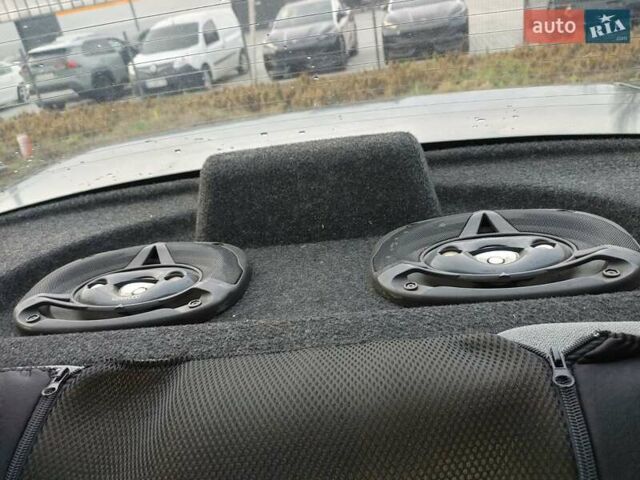 Зелений ВАЗ 2110, об'ємом двигуна 1.6 л та пробігом 110 тис. км за 1500 $, фото 23 на Automoto.ua