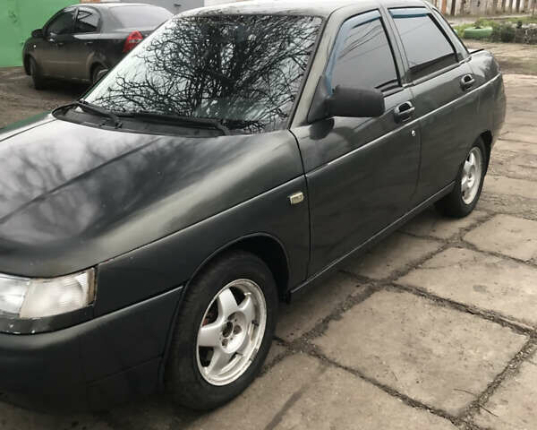 Зеленый ВАЗ 2110, объемом двигателя 1.6 л и пробегом 200 тыс. км за 1181 $, фото 5 на Automoto.ua