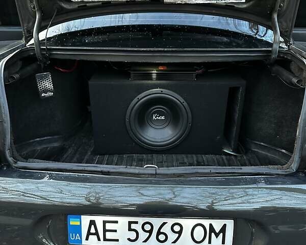 Зелений ВАЗ 2110, об'ємом двигуна 1.6 л та пробігом 300 тис. км за 3000 $, фото 11 на Automoto.ua