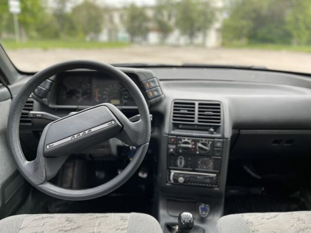Зелений ВАЗ 2110, об'ємом двигуна 0.16 л та пробігом 133 тис. км за 1800 $, фото 14 на Automoto.ua