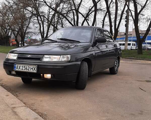Зеленый ВАЗ 2110, объемом двигателя 1.6 л и пробегом 200 тыс. км за 2300 $, фото 3 на Automoto.ua