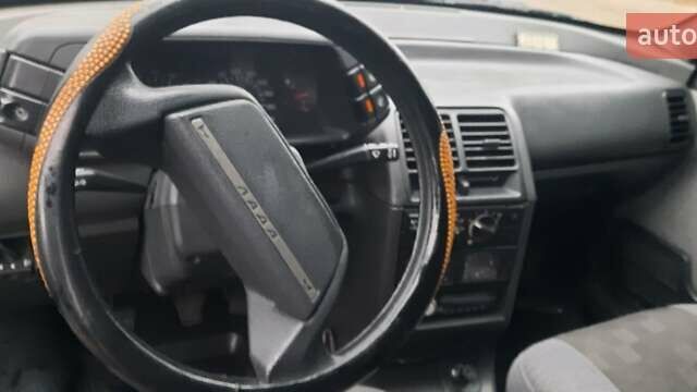 Зеленый ВАЗ 2110, объемом двигателя 1.6 л и пробегом 233 тыс. км за 2900 $, фото 11 на Automoto.ua